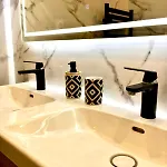 Premium Comfort-2 Suites-part-dieu-parking-netflix * Lyon