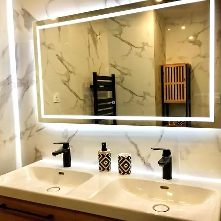 Apartament Premium Comfort-2 Suites-part-dieu-parking-netflix Lyon